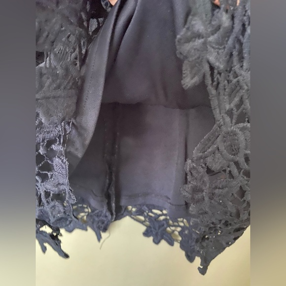 NANETTE LEPORE Dark Navy Blue Yolk Lace Crochet Sleeveless Tank Size Small - Picture 5 of 7